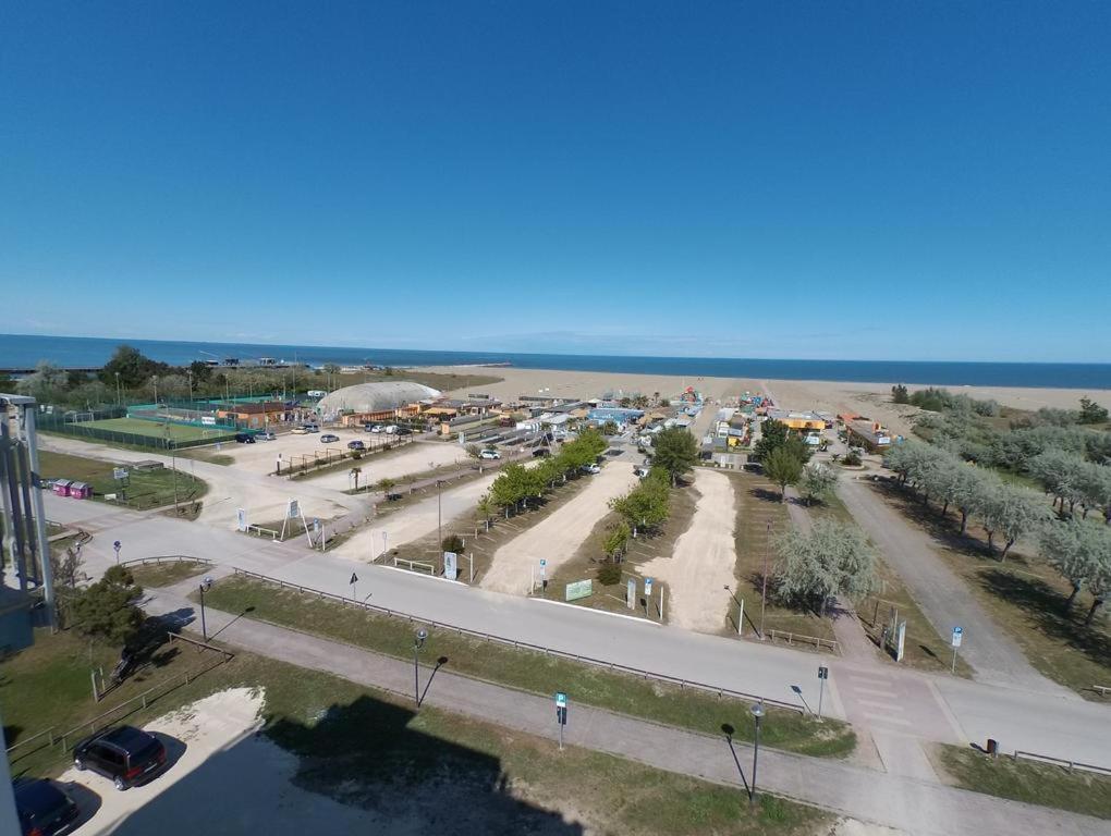 On The Adriatic Beach Tra Venezia Ferrara E Ravenna Sulla Spiaggia Della Riviera Adriatica ลีโด เดลยี เอสเตนซี ภายนอก รูปภาพ